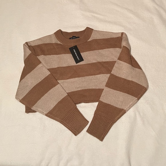 Brandy Melville Sweaters - NWT brown cropped sweater top
